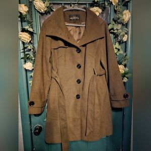 La Nouvelle Renaissance Olive Green Trench Coat size XL